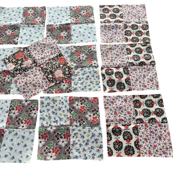 Hand Sewn Patchwork quilt squares or blocks a lot of 13 1940's vintage cotton - Picture 3 of 8